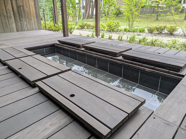 ENEOS Xplora 中条共創の森オープンイノベーションラボ 足湯