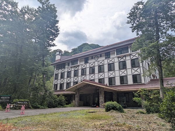 奥胎内ヒュッテ外観　新潟県胎内市