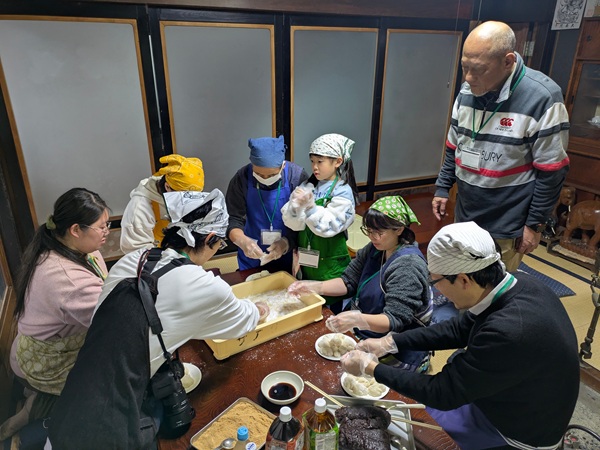 移住者交流会　お餅つき